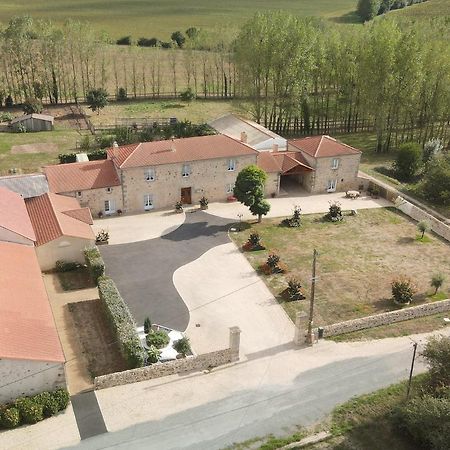 Le Logis Du Chateau Vieillevigne Eksteriør billede