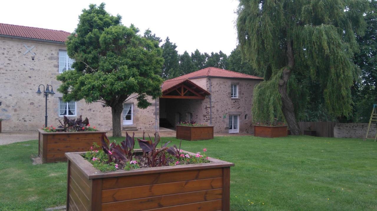 Le Logis Du Chateau Vieillevigne Eksteriør billede